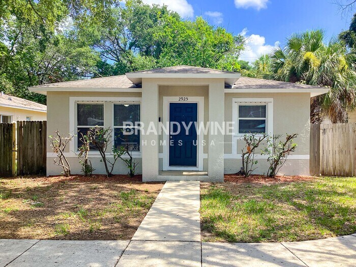 Foto principal - 2925 6th Ave S