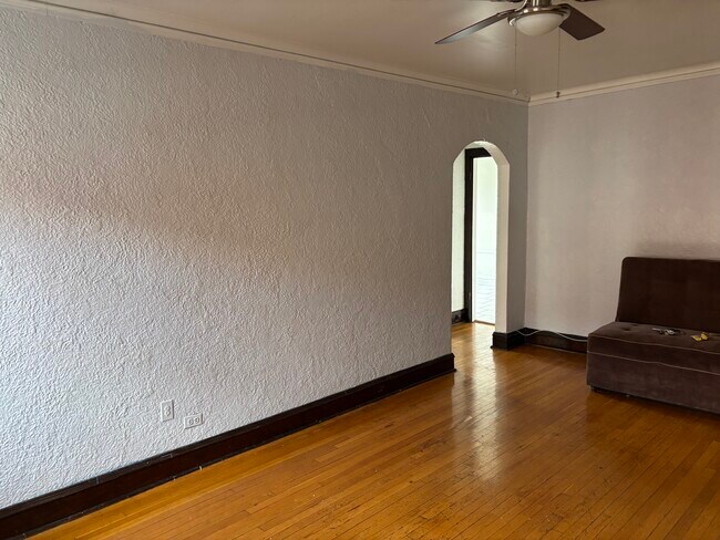 Foto del edificio - 1480 W Winnemac Ave