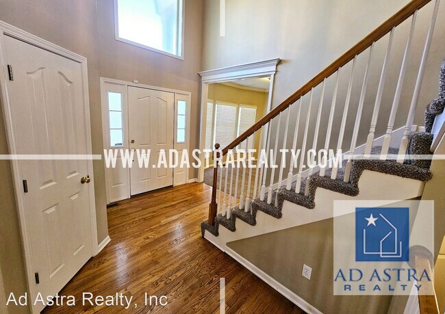 Building Photo - 4 br, 4 bath House - 13216 King St