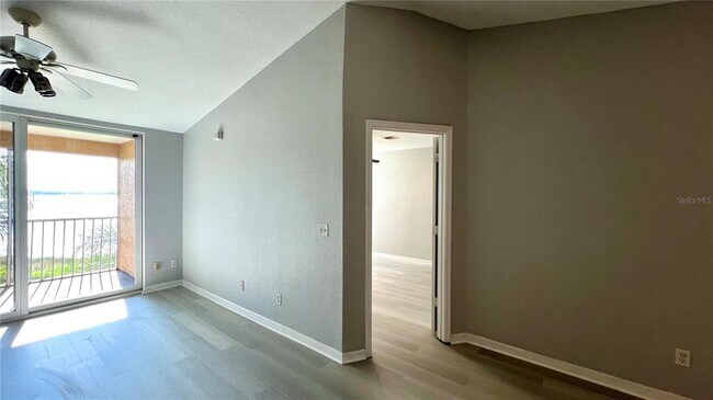 Foto del edificio - 7618 Pissarro Dr