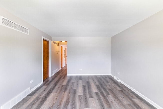 Building Photo - 8533 Massasoit Ave