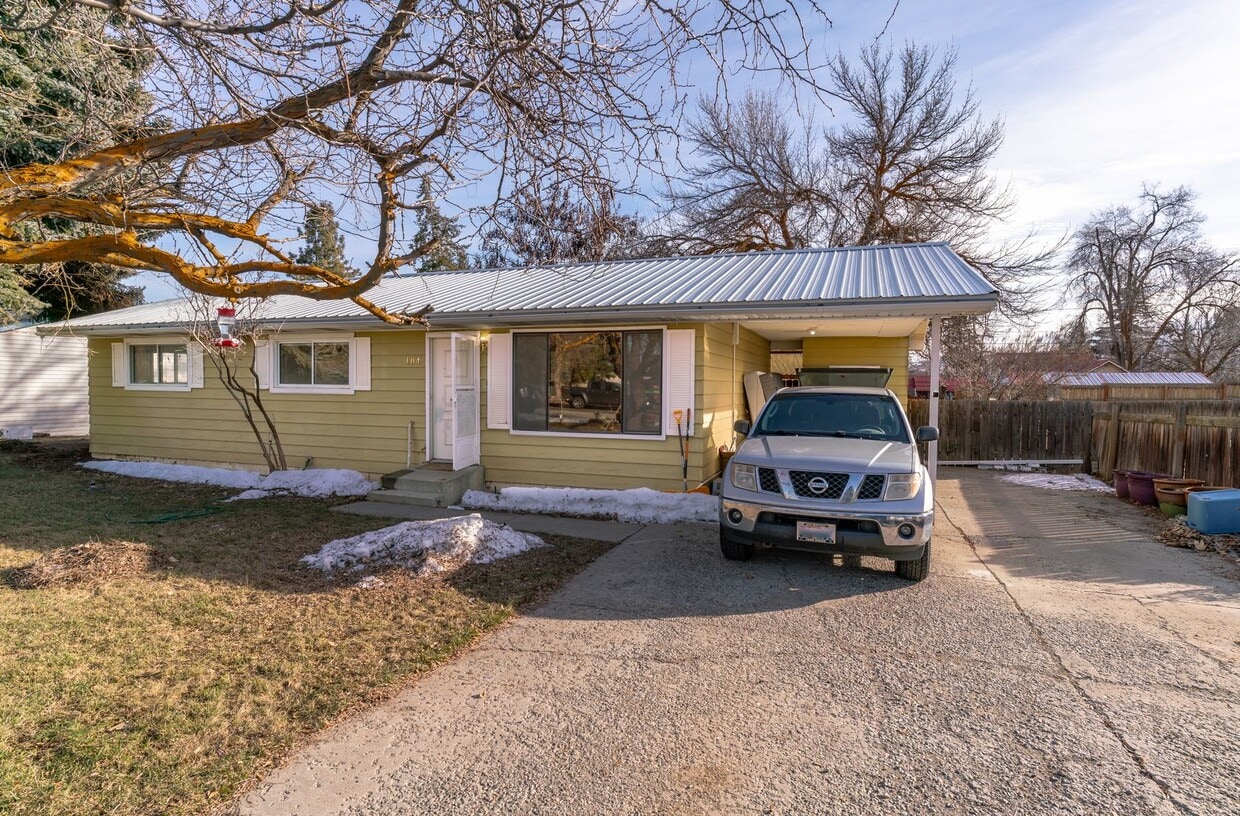 Foto principal - 3 Bedroom 1.5 Bath