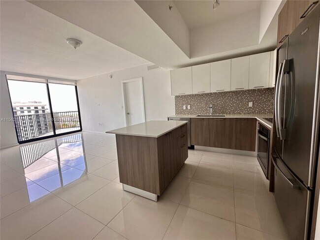 Foto del edificio - 5252 NW 85th Ave