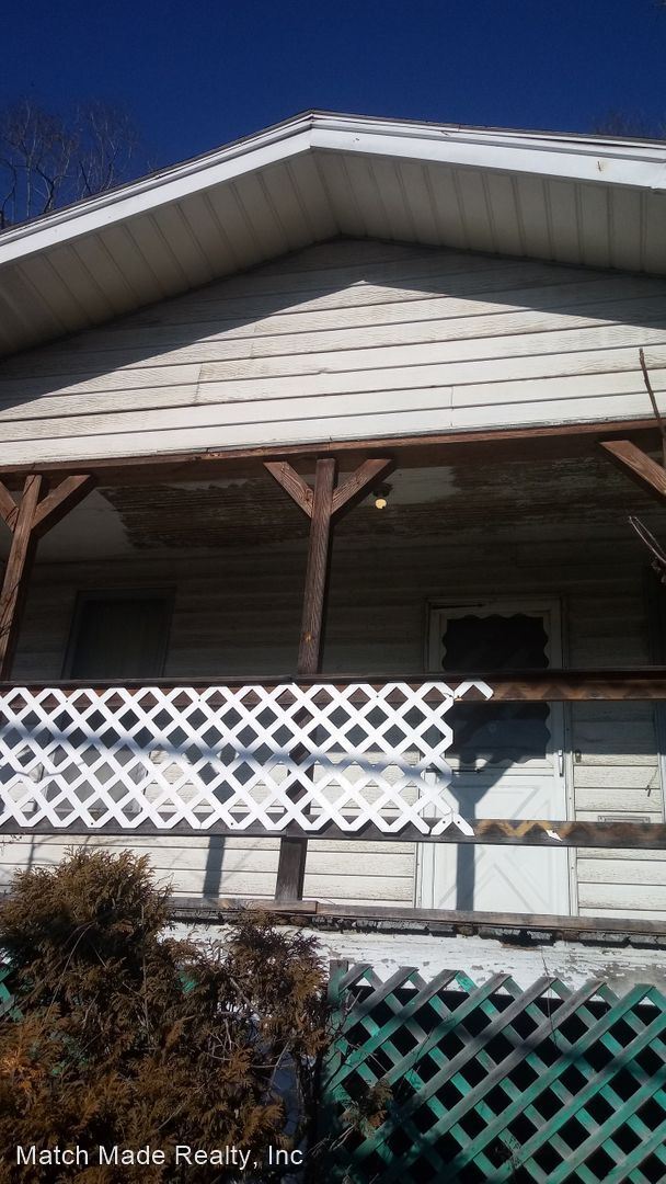 Building Photo - 2 br, 1 bath House - 843 Milford St