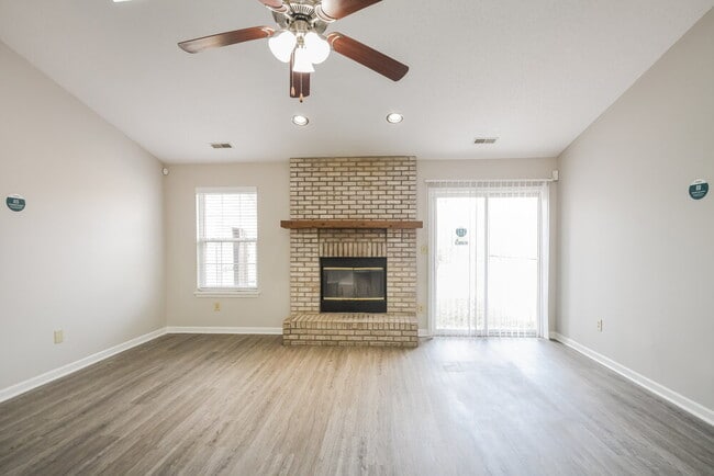 Building Photo - 10498 Sienna Dr