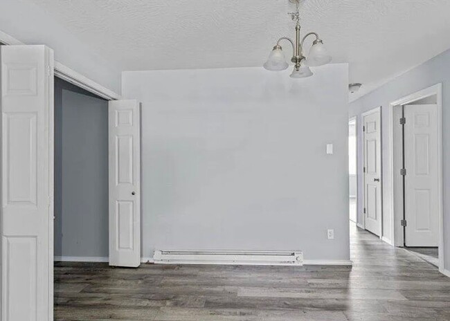 Building Photo - Beautiful 3 bedroom 1.5 bath home!