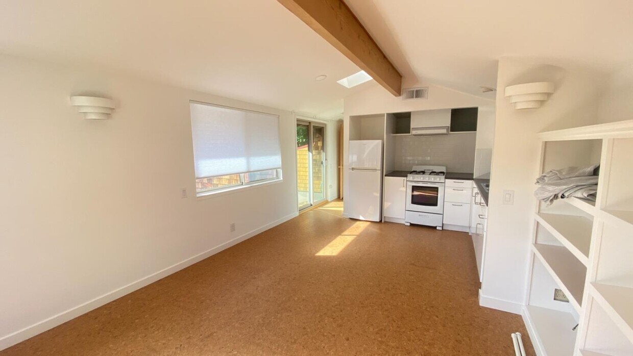 Foto principal - 945 Cowper St