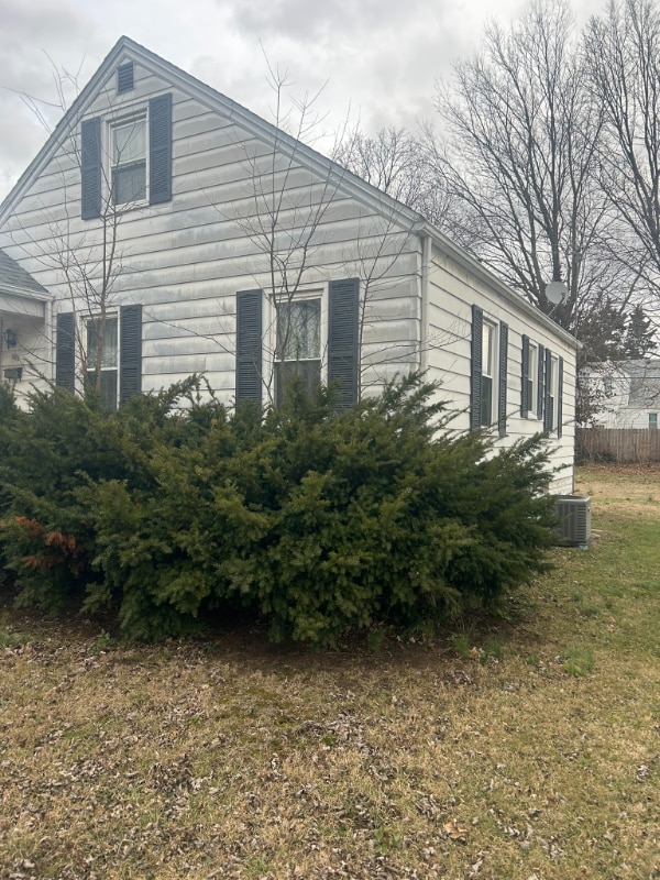 Building Photo - 505 Chaudet Ave