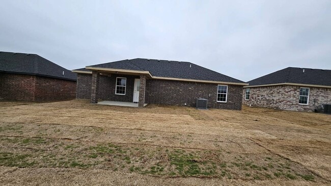 Building Photo - 516 Sweet Pea Ln