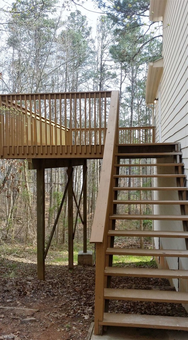 Building Photo - 8467 Hightower Trl