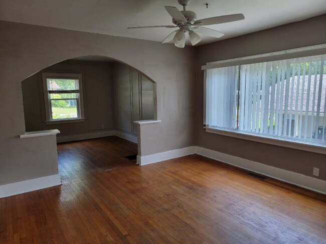 Foto del edificio - 8620 Moran Pl