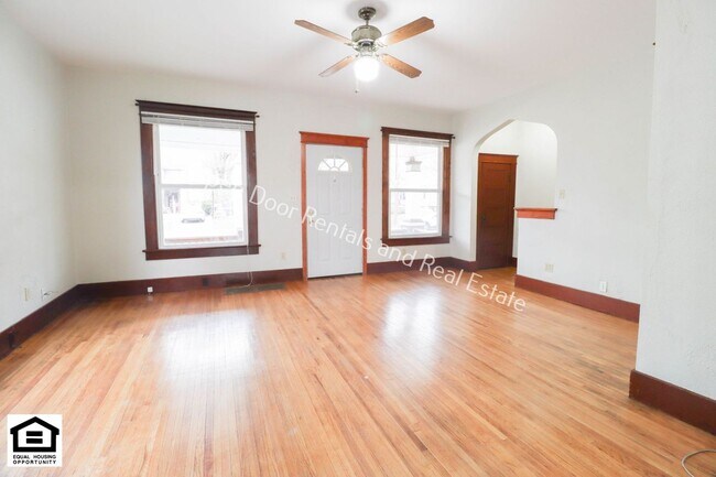 Foto del edificio - $300.00 off first months rent!! Now availa...