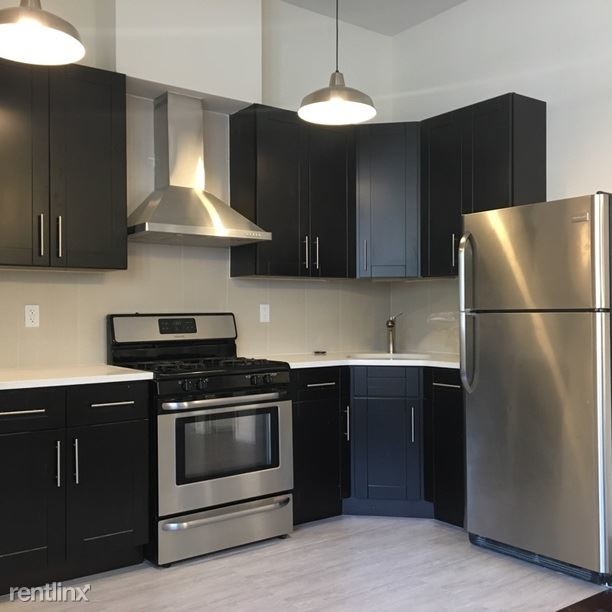 Foto principal - 702 Fairview Ave