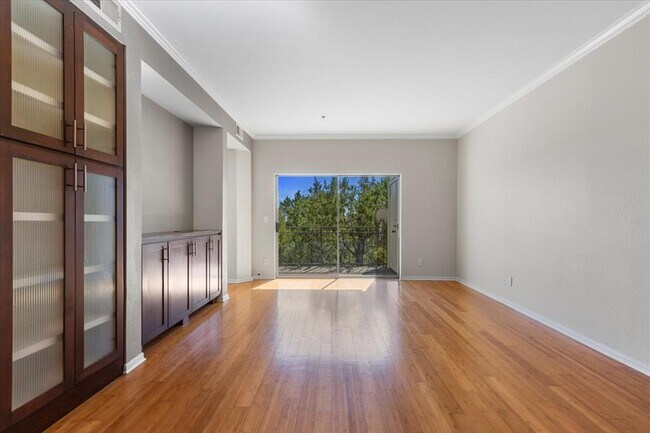 Foto del edificio - 6000 Shepherd Mountain Cove