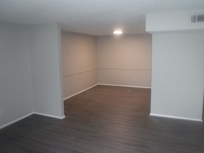 Dining room - 1205 Woodland Vlg