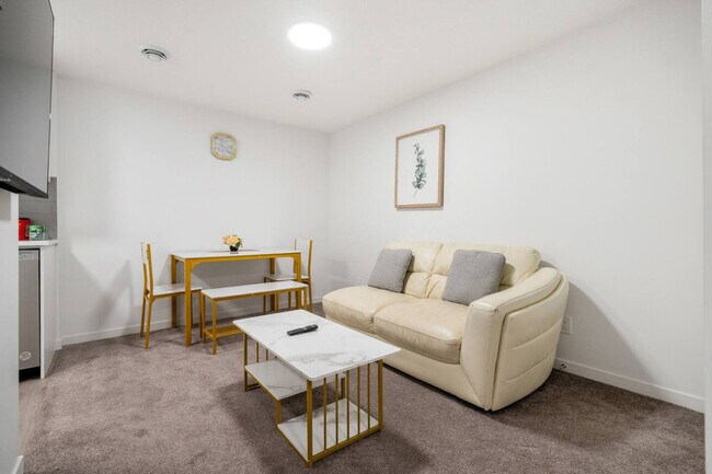 Photo du bâtiment - 226 Magnolia Way SE