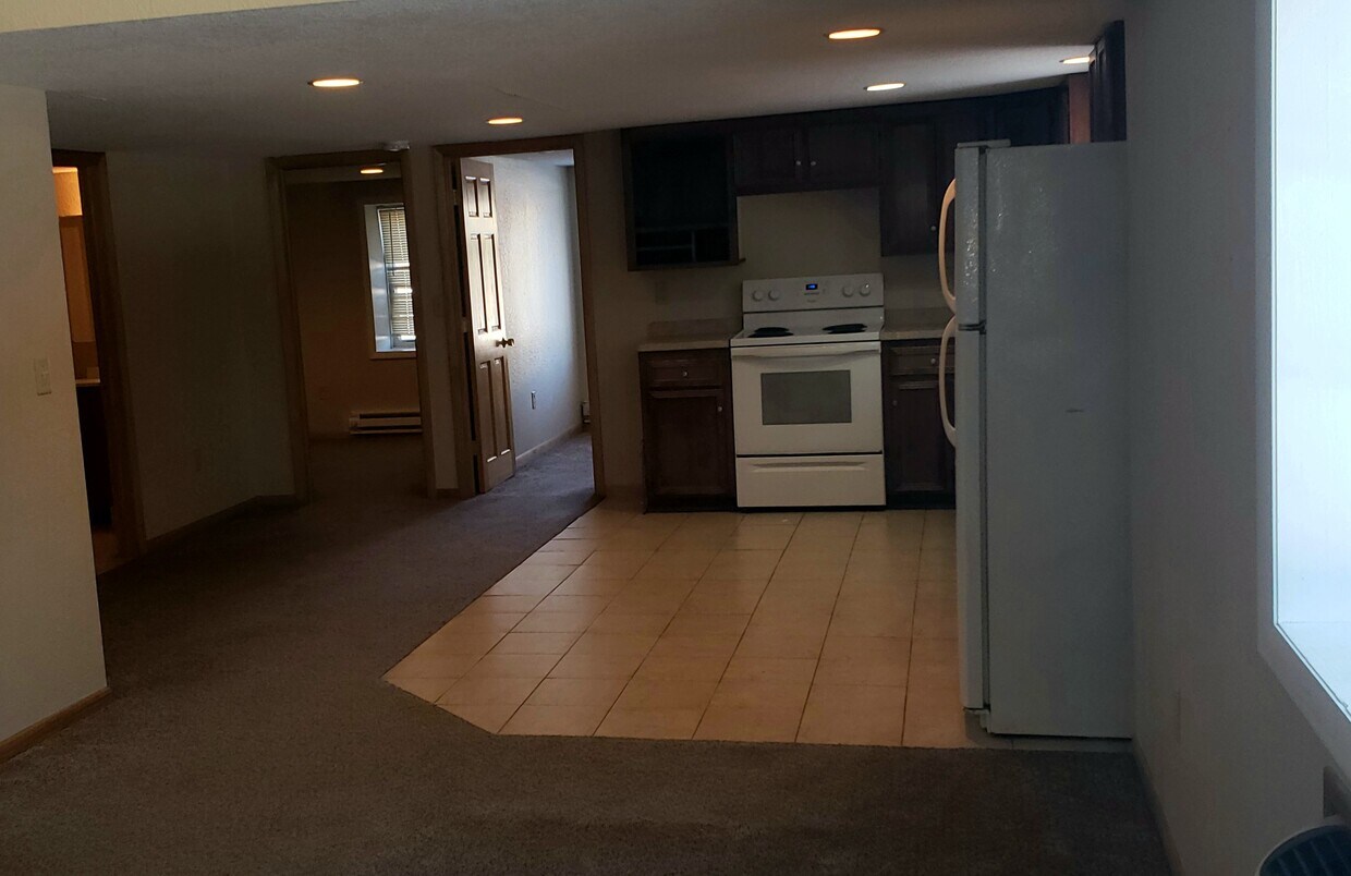 Kitchen/Dining - 9691 E 265th St
