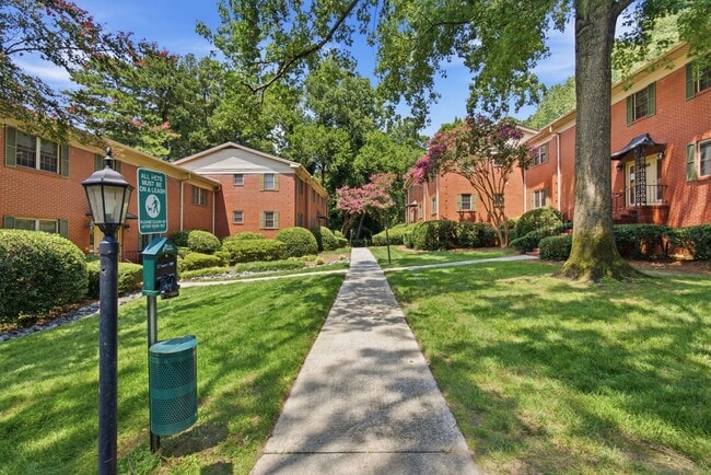 Photo - 430 Lindbergh Drive NE (Atlanta, GA) House