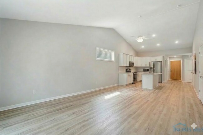 Foto del edificio - 2116 Sunrise Crk Dr