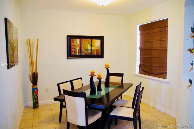 Foto del edificio - 8051 NW 114th Pl