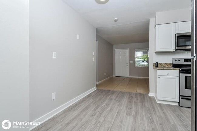 Building Photo - 2408 Avenue A NW, Winter Haven, FL 33880