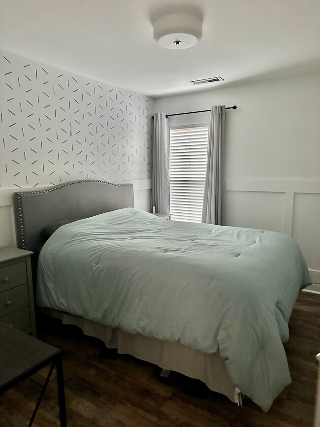 Foto del edificio - 1210 Davidson Ave