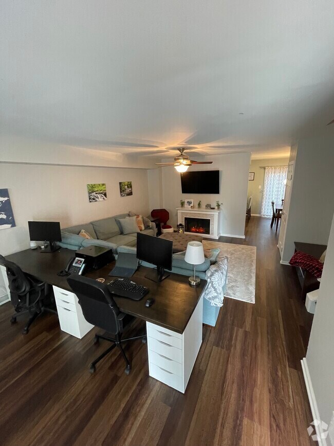 $52+ Cheap flights to Washington, D.C. visual data 8