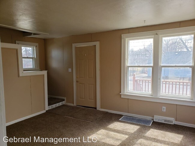 Foto del edificio - 2 br, 1 bath House - 3934 Mann Hall Ave.