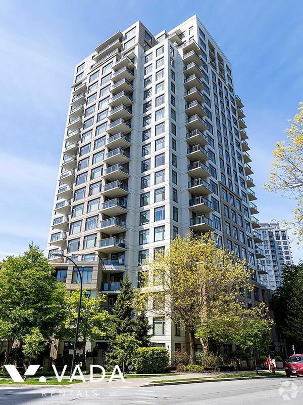 Building Photo - 3660 Vanness Ave