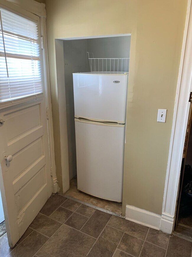 Foto del edificio - 1029-1033 Washington Ave. (3 Unit)