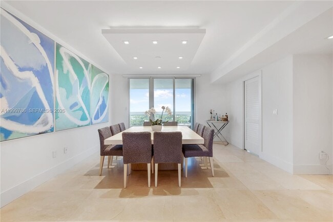 Foto del edificio - 789 Crandon Blvd