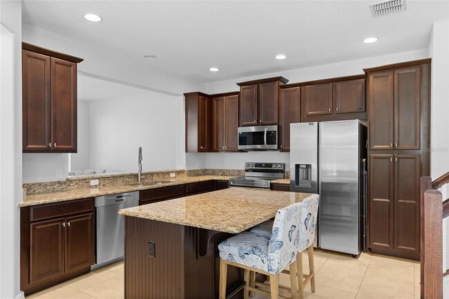 Building Photo - 9496 Strongbark Ln