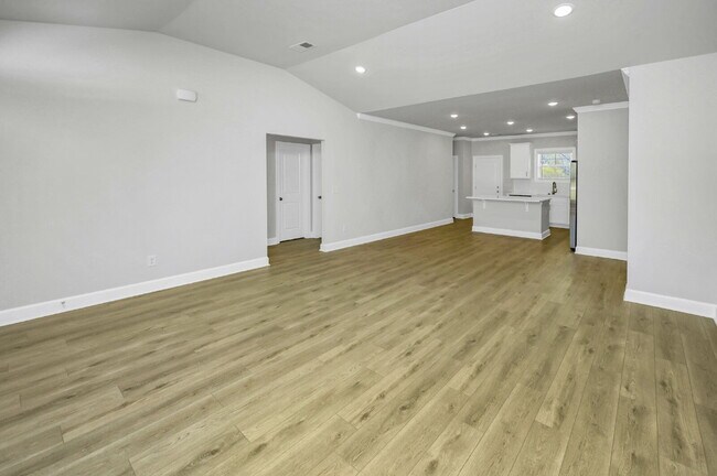 Foto del edificio - Brand-New 4BR Home in Prime Columbia Location!