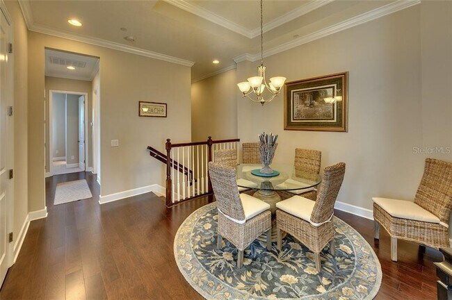 Foto del edificio - 285 Sapphire Lake Dr