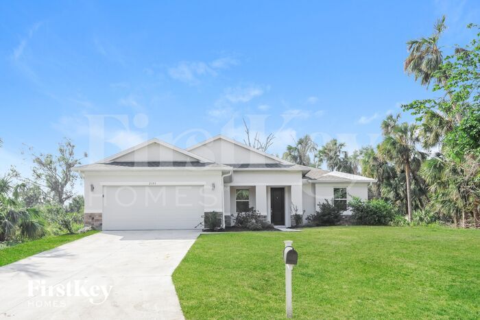 Foto principal - 2153 Littlefield Ln