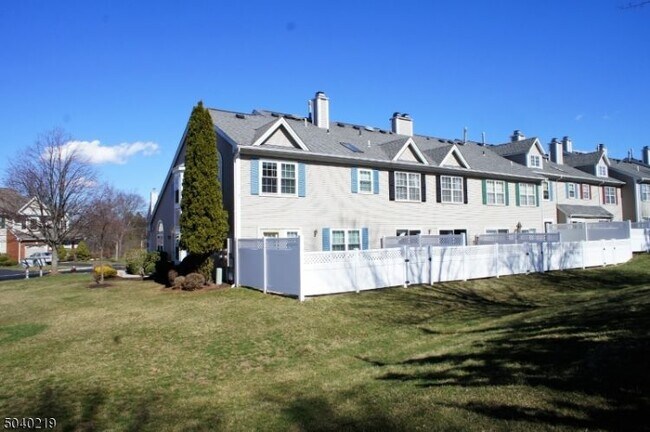 Foto del edificio - 1808 Bayley Ct