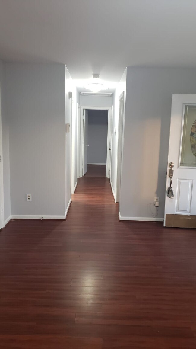 Brand new paint and remodeled interior - 5816 Shallow Way