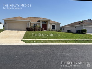 Building Photo - 4876 Summerfield Cir