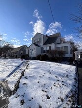 Building Photo - 112 Harrington Ave