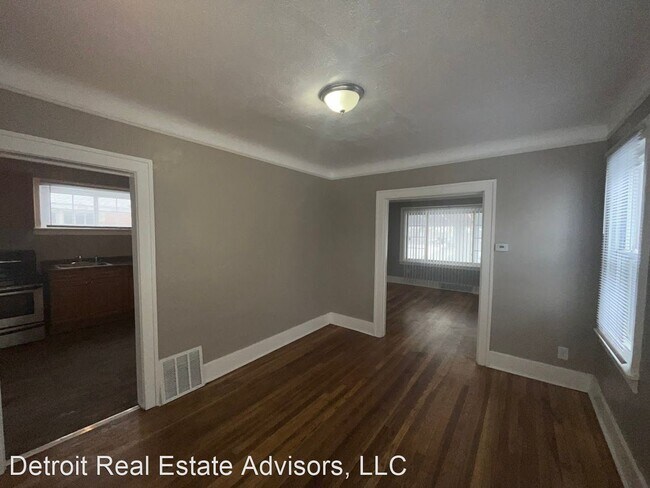 Building Photo - 3 br, 1 bath House - 13120 Birwood St