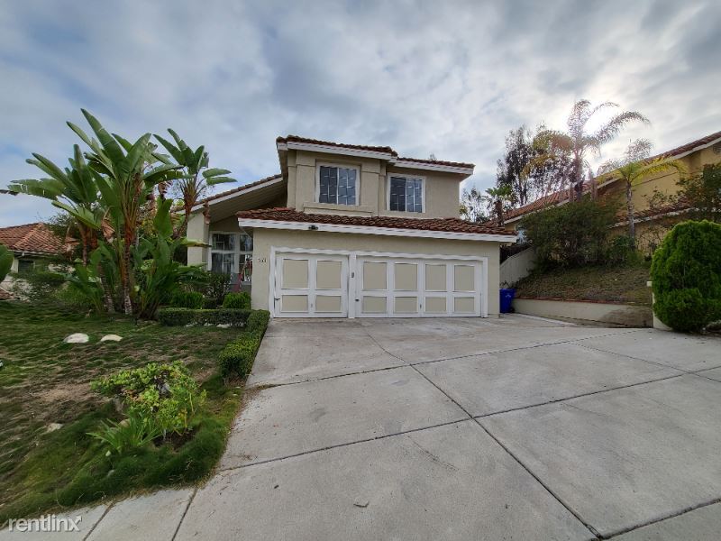 Foto principal - 4 br, 2.5 bath House - 12160 Dormouse Rd