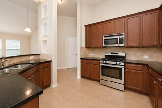 Building Photo - 26515 Grey Sparrow Dr