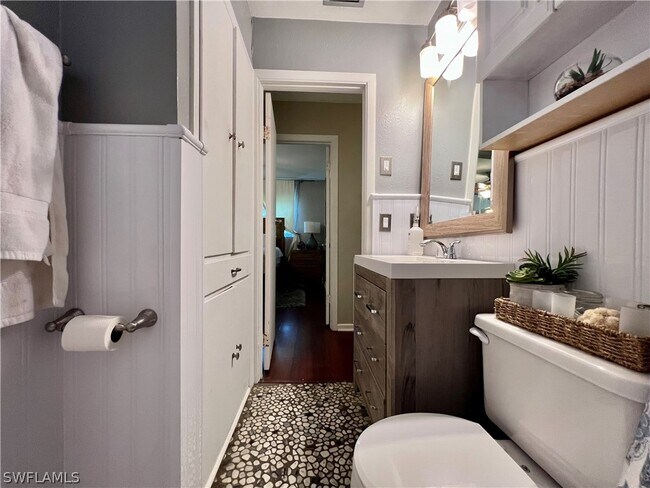 Foto del edificio - 3911 Luzon St