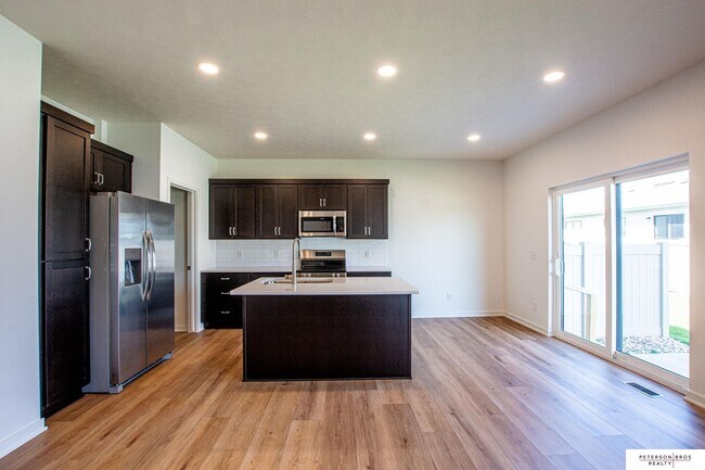 Foto del edificio - 14802 Willow St