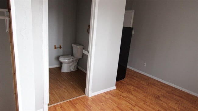 Building Photo - 2755 NORTH AVE
