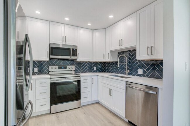 Foto del edificio - 258 NE 11th St