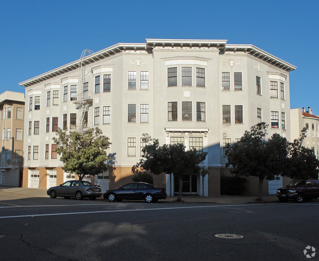 2 Alhambra St San Francisco Ca 94123 Apartments San Francisco Ca Apartments Com