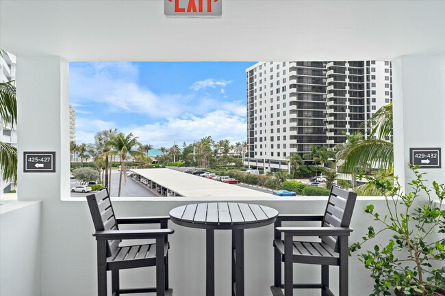 Building Photo - 3310 S Ocean Blvd