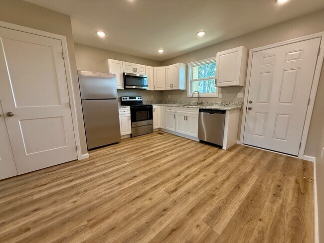 Building Photo - 2647 Co Rd 400
