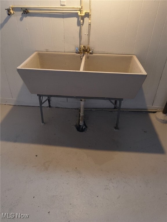 Foto del edificio - 5202 Henry St